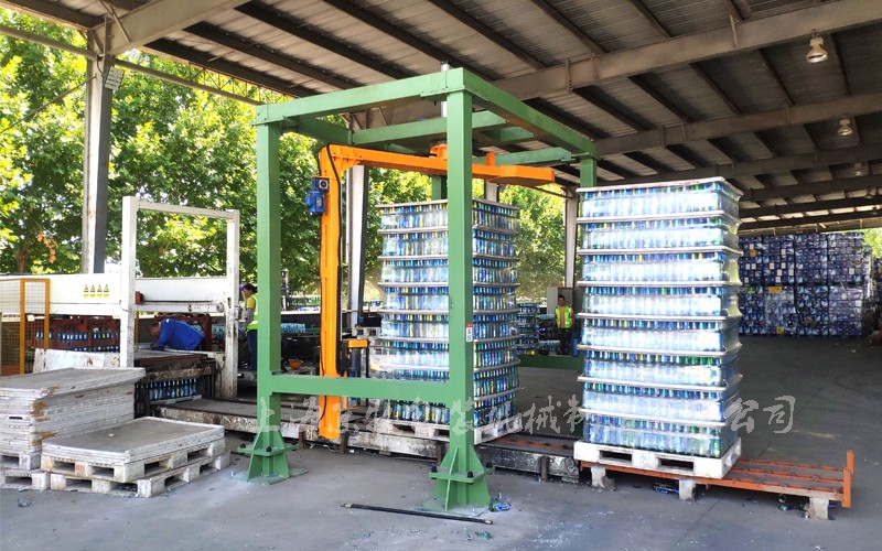 搖臂式纏（chán）繞膜機